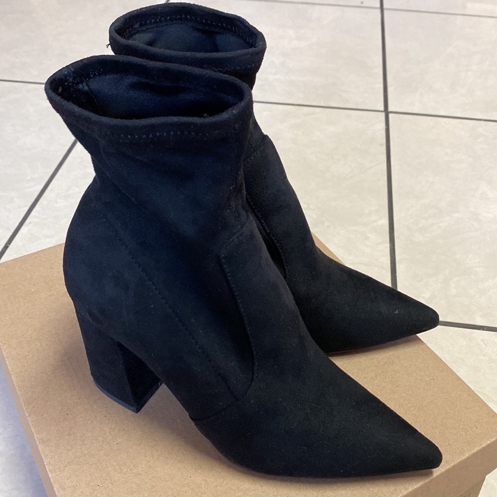 Steve Madden Helix Faux Suede - True Black